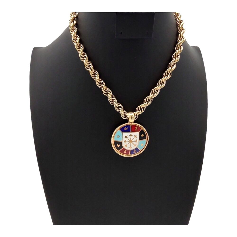 Enamel Crest Coat of Arms Gold Tone VTG Pendant Medallion Chunky Chain Necklace